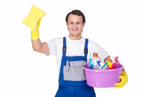 Deep cleaning services in SW12 for homes and flats